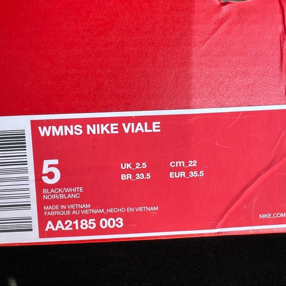 New in Box Nike Women's Viale Running Shoe Sneaker - Picture 11 of 11